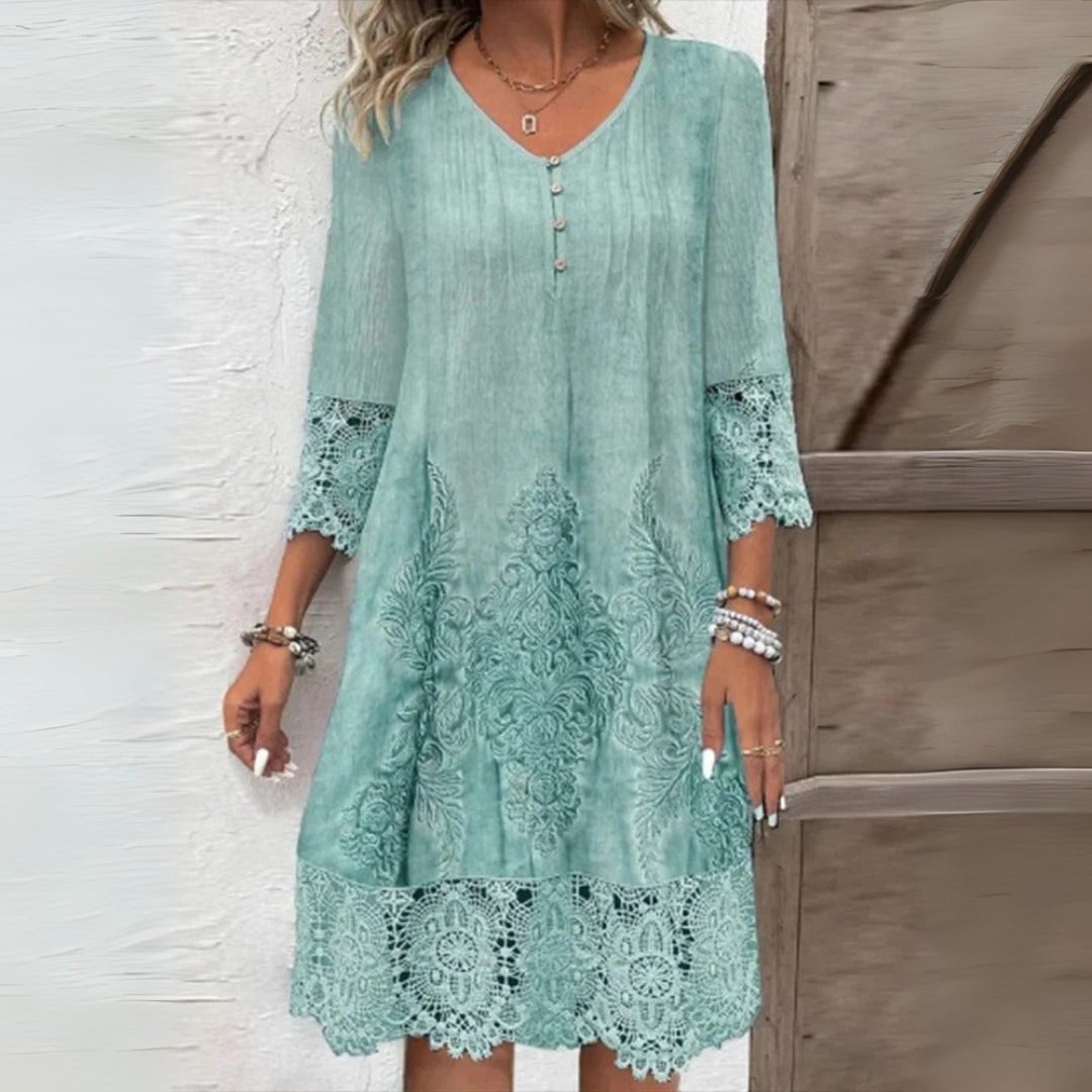 Helena | katoenen zomerjurk v-hals kanten details luchtig