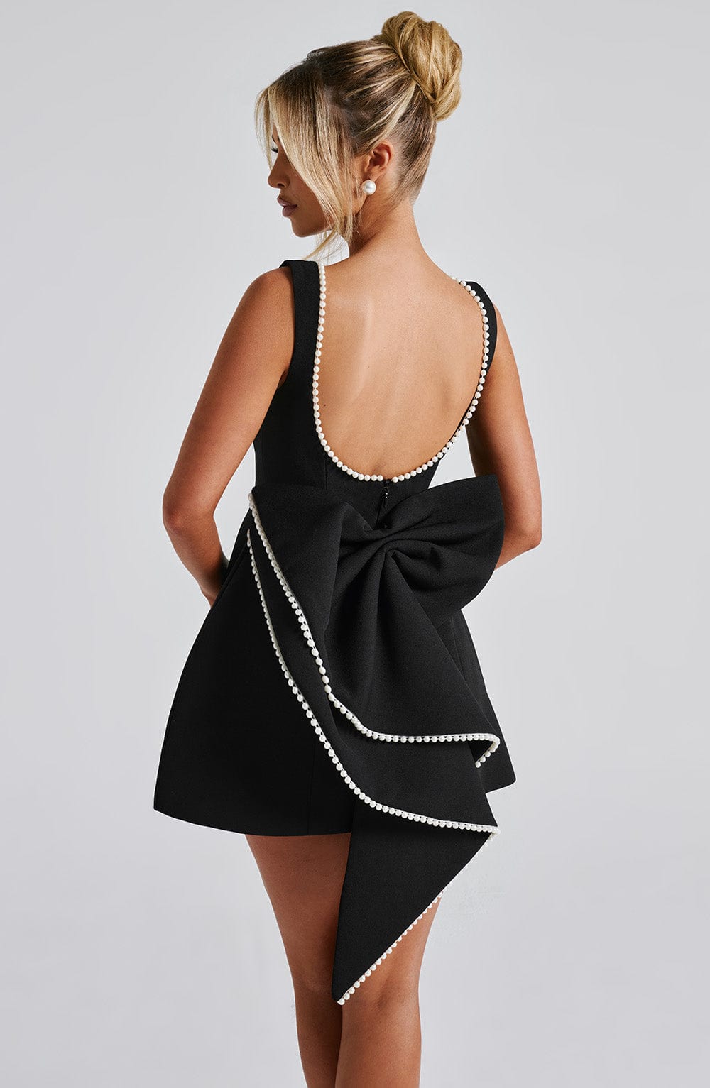 Catherine | Getailleerd mini jurk elegant bruiloft