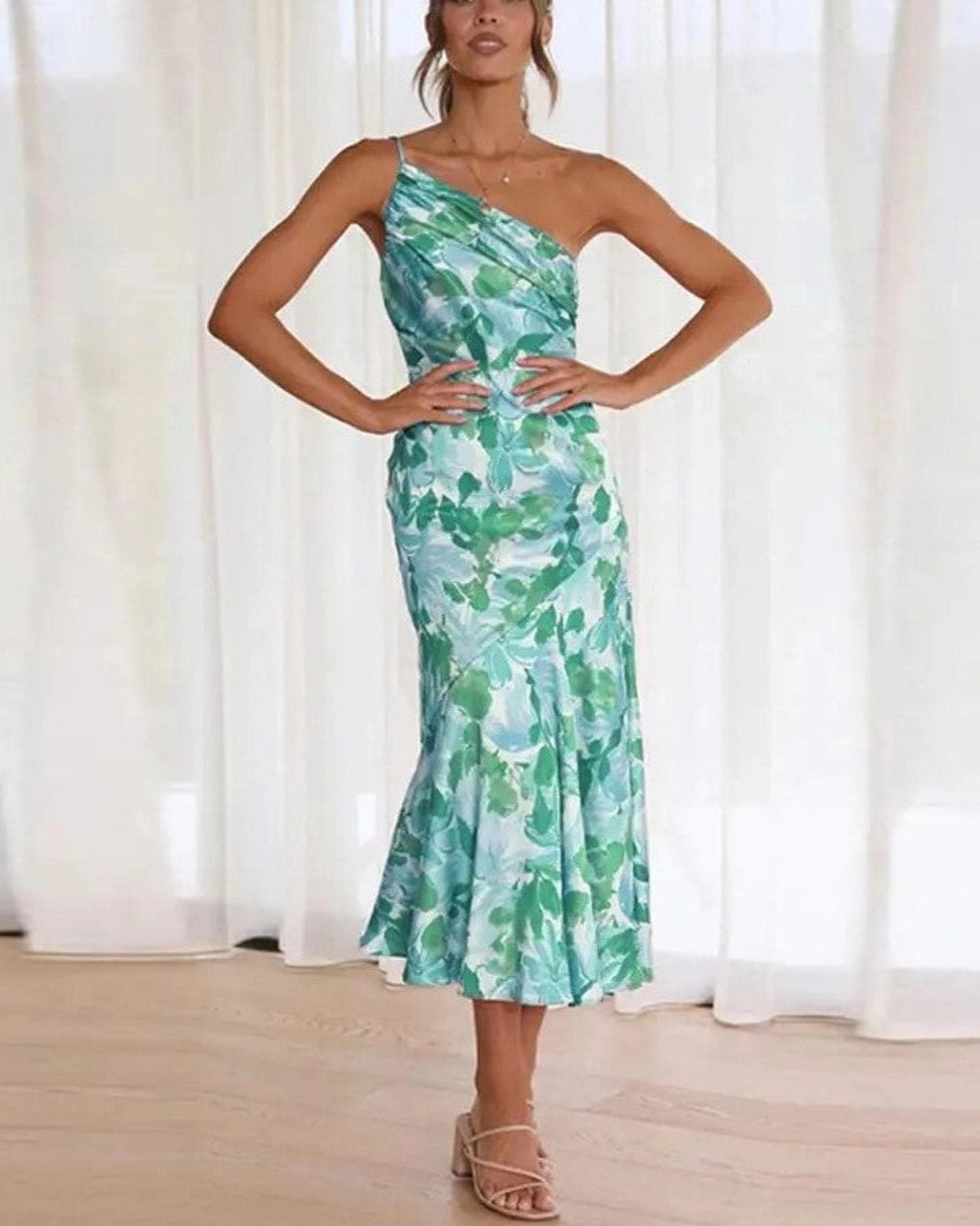 Kathy | Bloemen maxi jurk asymmetrisch één schouder
