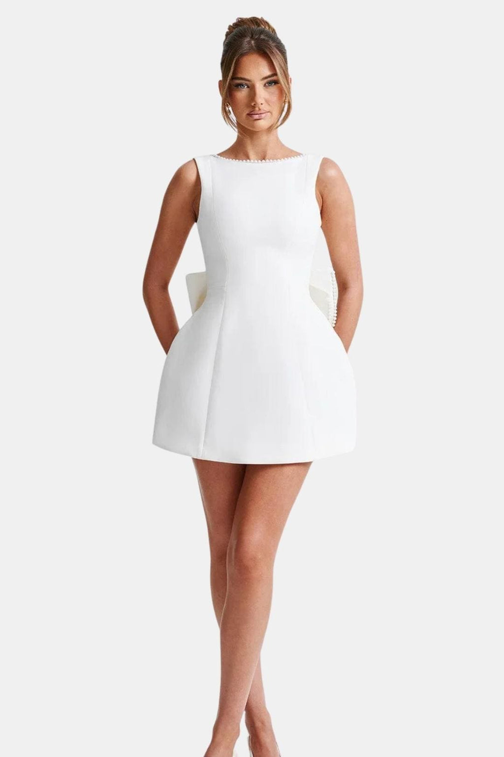 Calviera | Chique Mini-Flaredress Met Open Rug