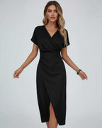 Elena | elegante wikkel midi jurk zwart v-hals chic