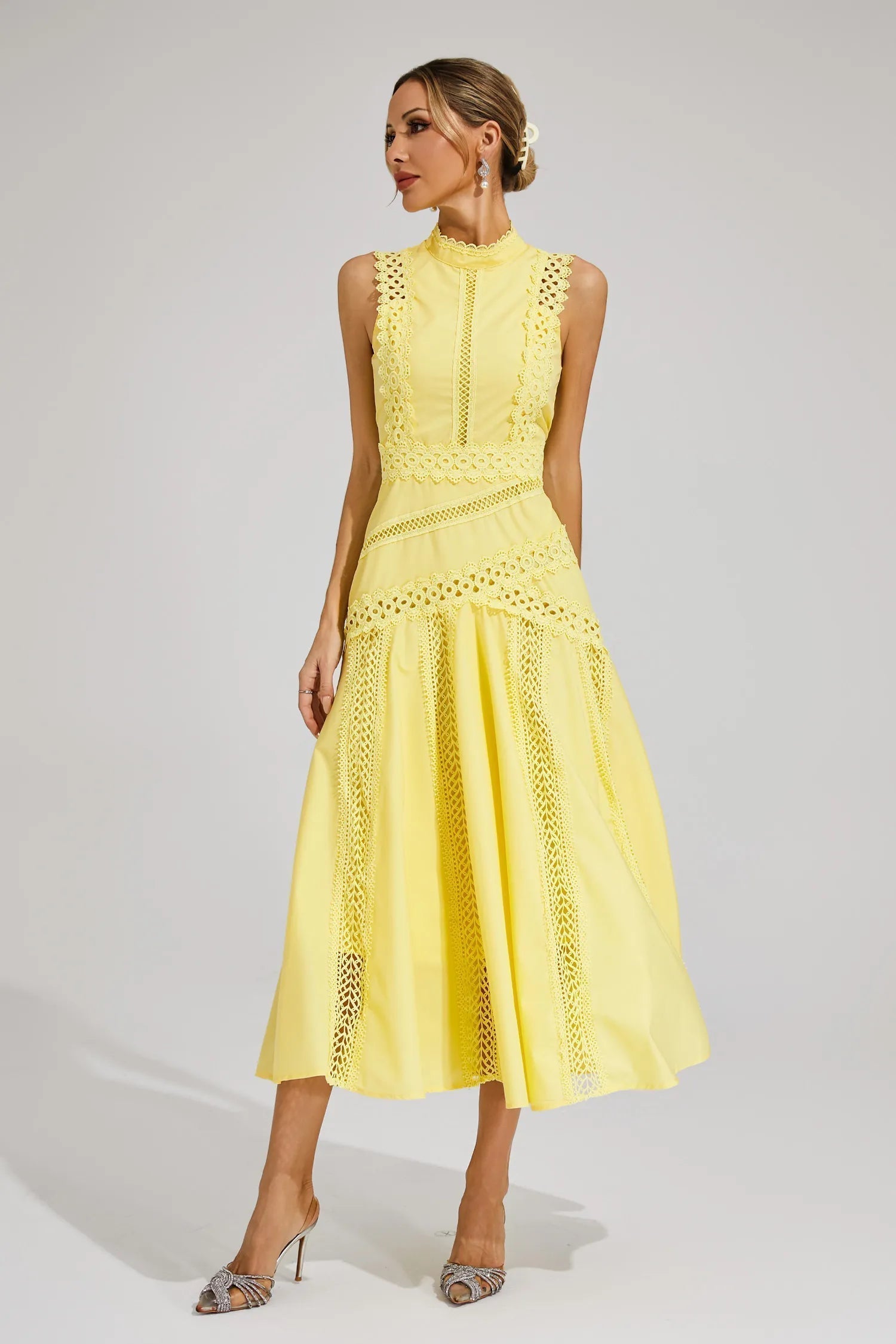 Lily | Mouwloze kant midi jurk elegant bruiloft
